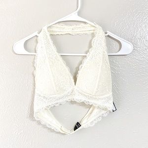🤍 Cream lace halter bra